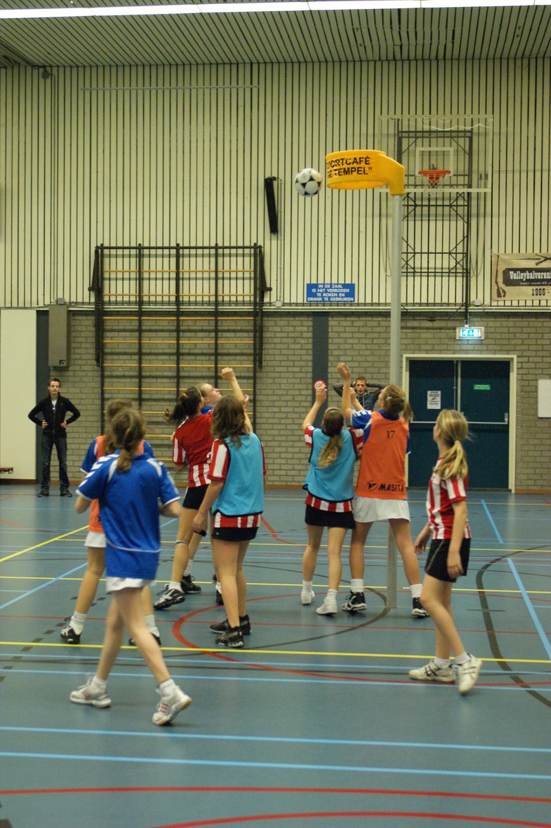 Korfbal C3  26 november-24.JPG